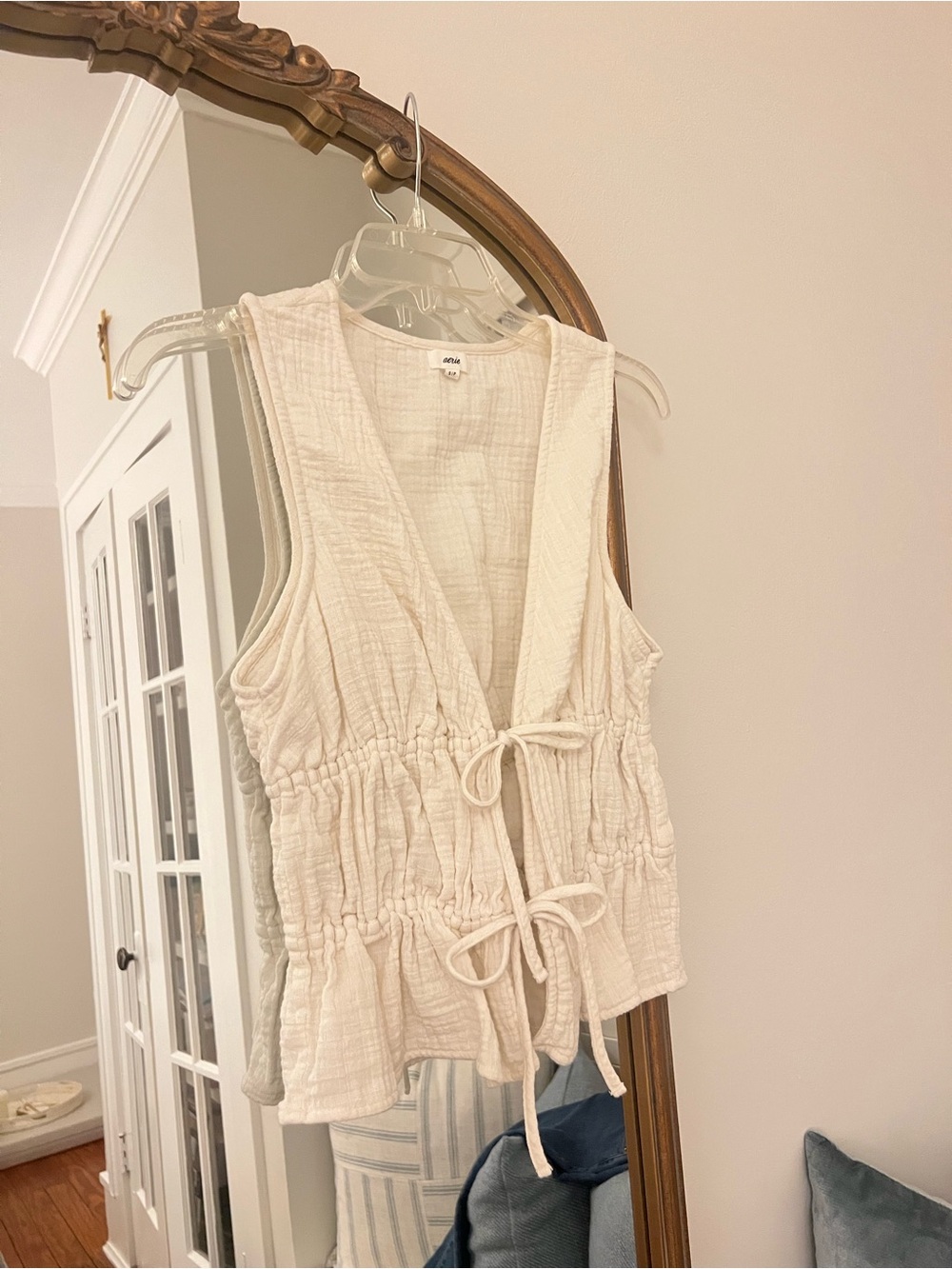 Aerie Cream Textured Tie-Front Sleeveless Top - Picture 1 of 2